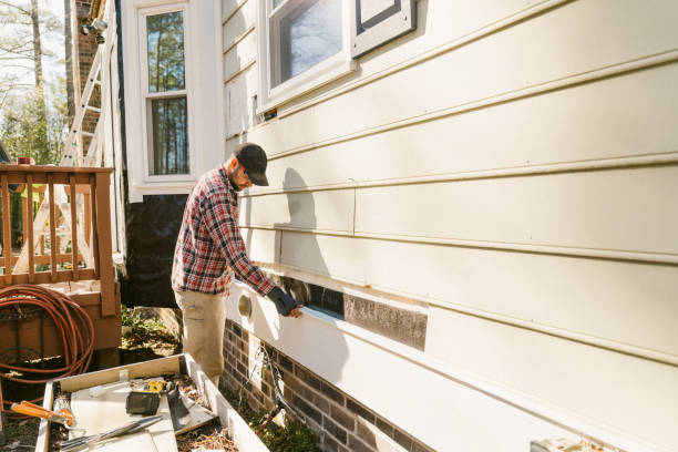 Top rated local Storm Damage Siding Repair specialists in Willernie, MN